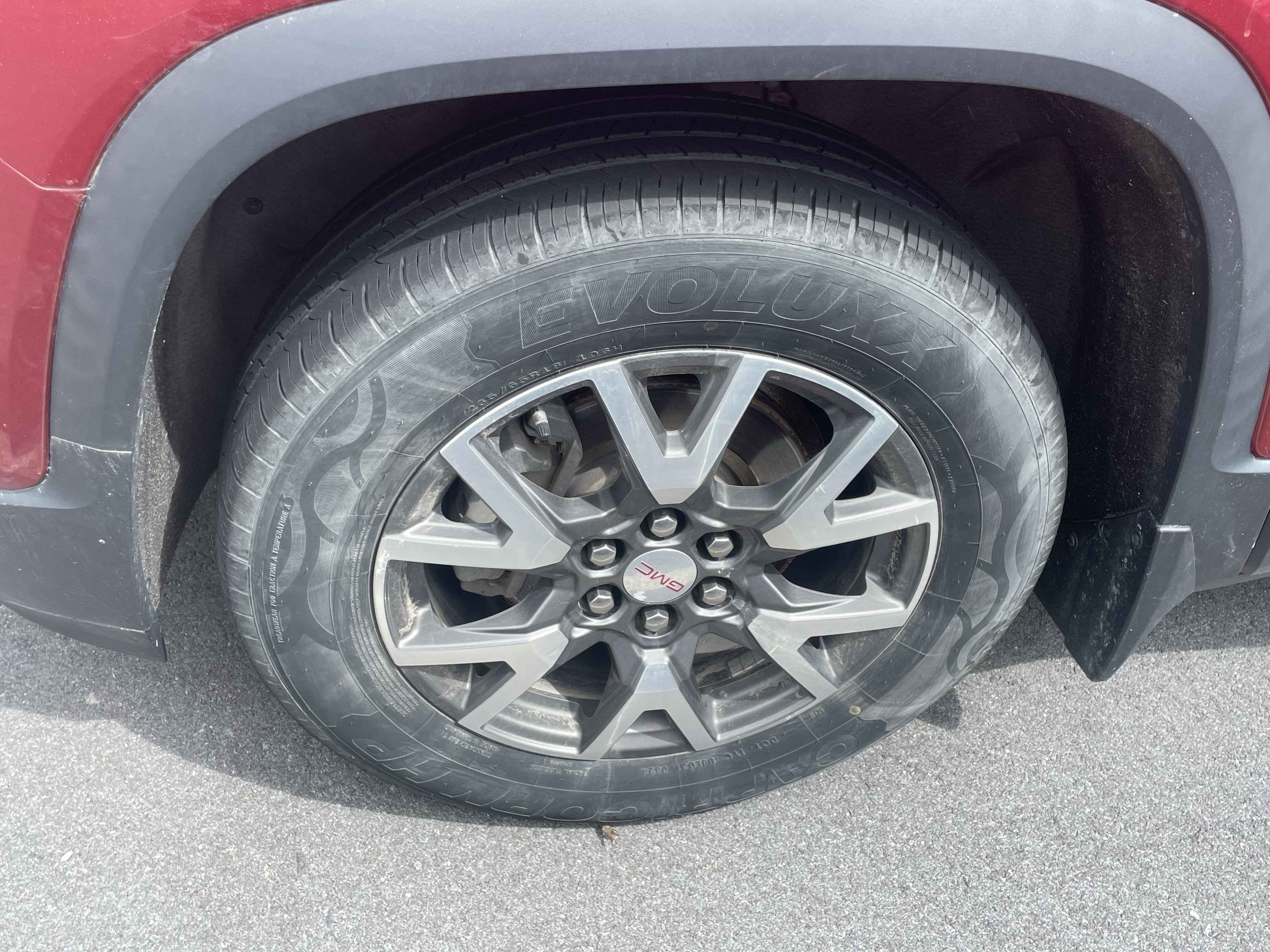 Used 2020 GMC Acadia SLE w/ Driver Convenience Package AWD/4WD image 5