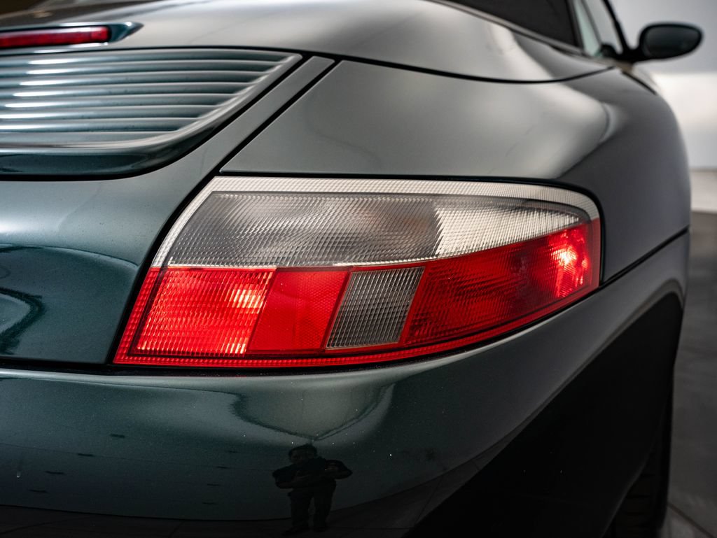 Used 2003 Porsche 911 Carrera RWD image 13