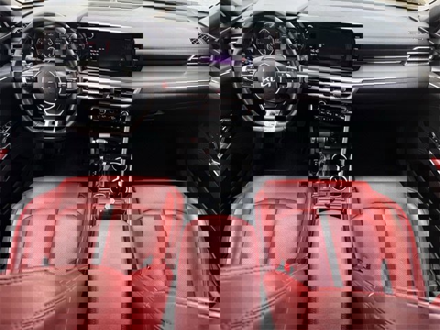 Used 2023 Kia K5 GT-Line image 11