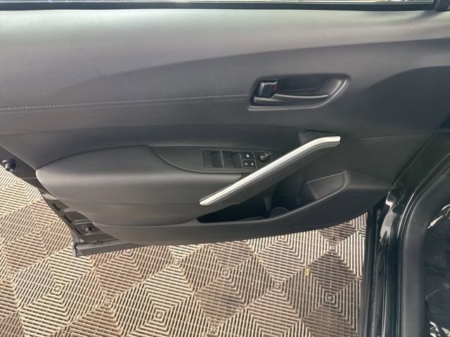 Used 2022 Toyota Corolla Cross LE FWD image 18