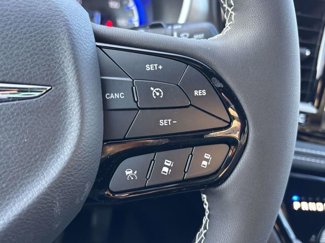 New 2026 Chrysler Pacifica Select w/ S Appearance Package FWD image 23