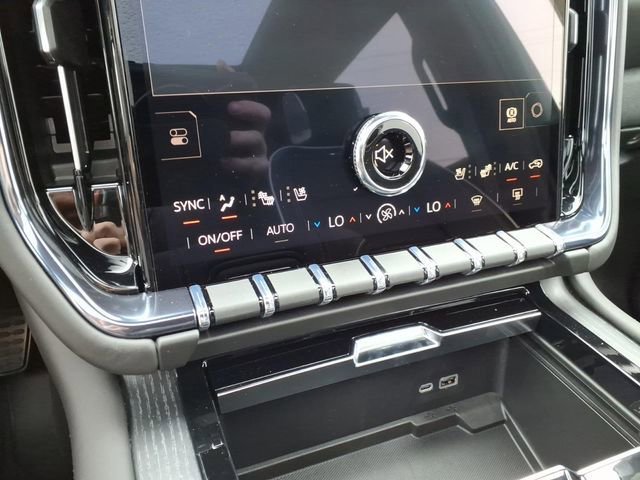 New 2026 GMC Yukon AT4 Ultimate AWD/4WD image 19