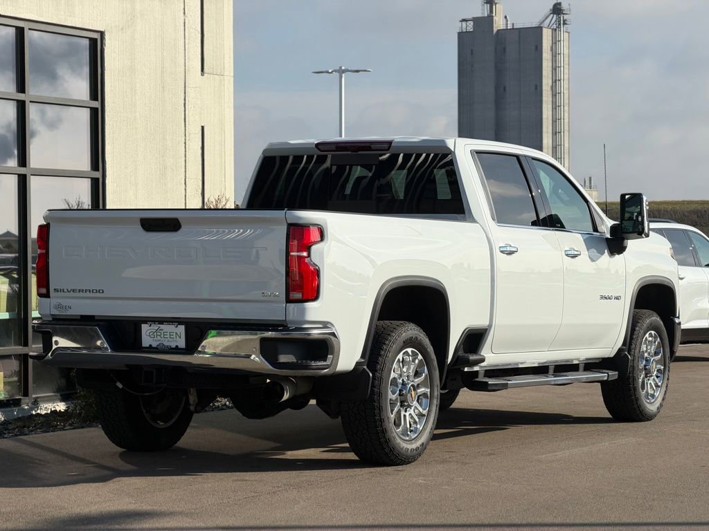 Used 2025 Chevrolet Silverado 3500 LTZ w/ LTZ Plus Package image 5