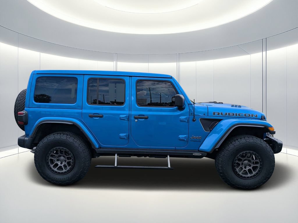 Used 2022 Jeep Wrangler Unlimited Rubicon w/ Xtreme Recon 35" Tire Package AWD/4WD image 3