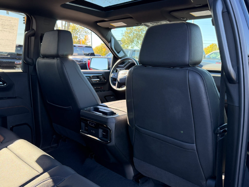 Certified 2025 GMC Sierra 1500 AT4 w/ Technology Package AWD/4WD image 13