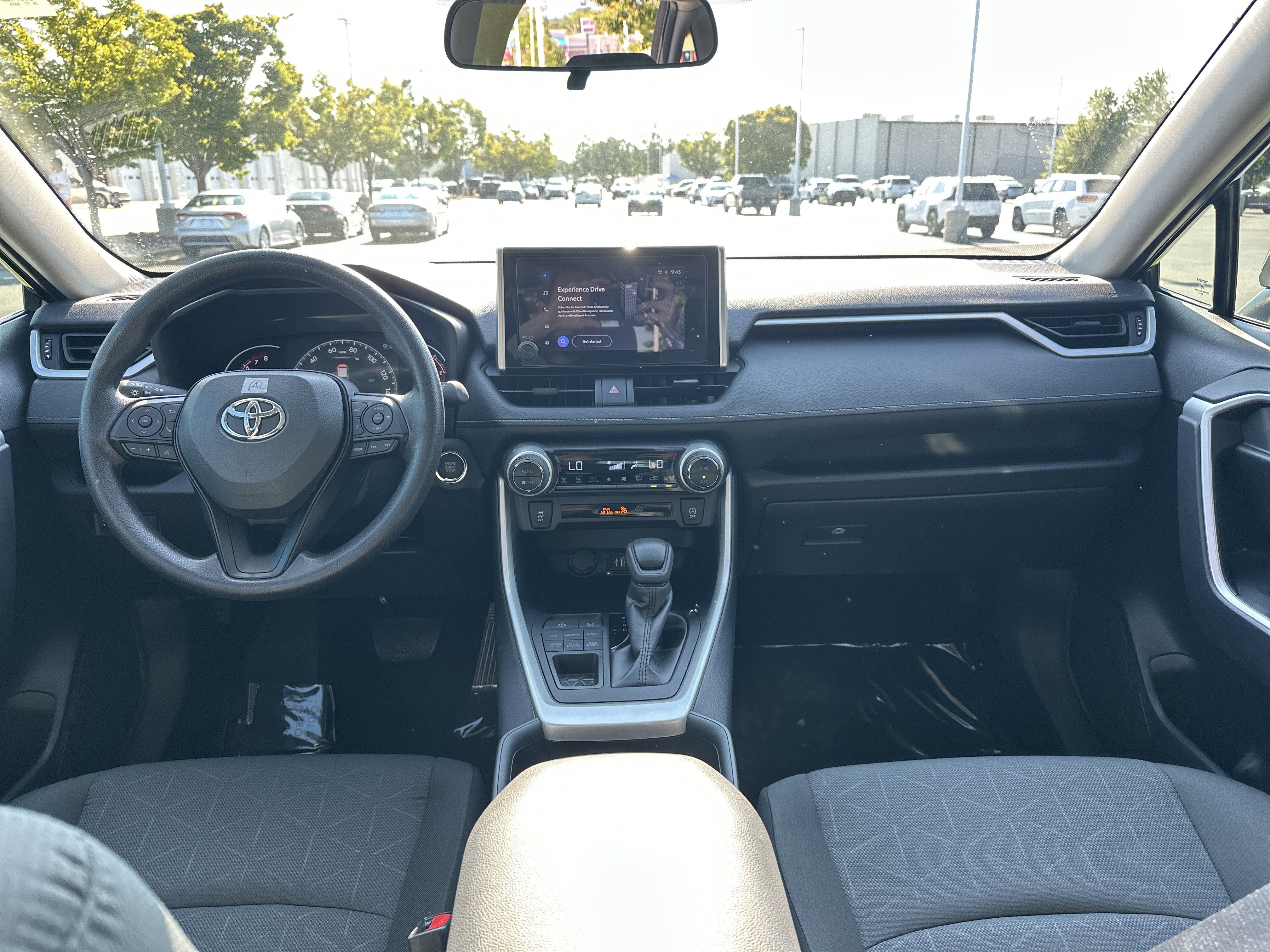 Certified 2025 Toyota RAV4 XLE AWD/4WD image 29