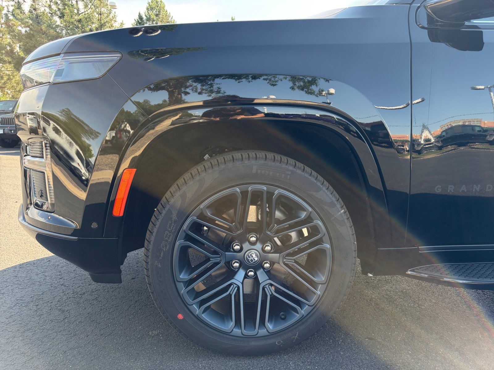 New 2026 Jeep Grand Wagoneer 4WD image 10