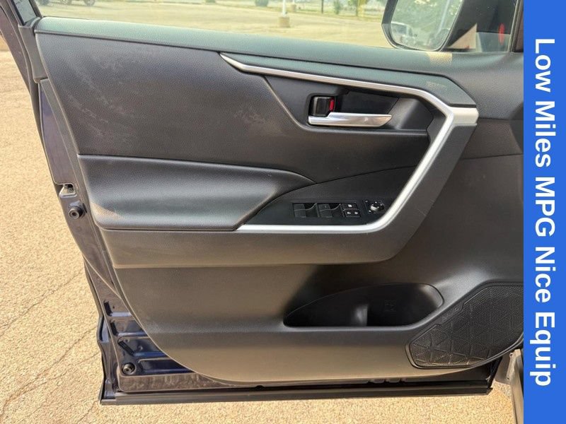 Used 2020 Toyota RAV4 XLE w/ All Weather Liner Package AWD/4WD image 19