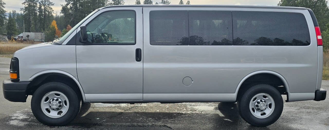 Used 2015 Chevrolet Express 2500 LS image 9