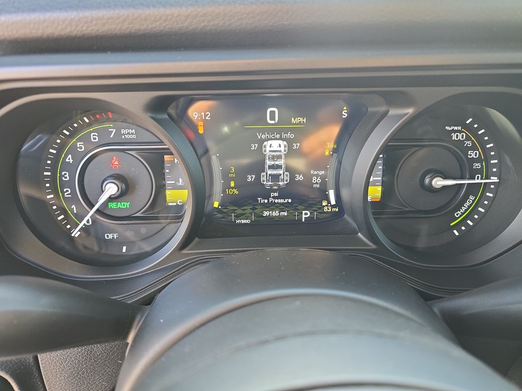 Used 2024 Jeep Wrangler Unlimited w/ LED Headlamp & Fog Lamp Group AWD/4WD image 17
