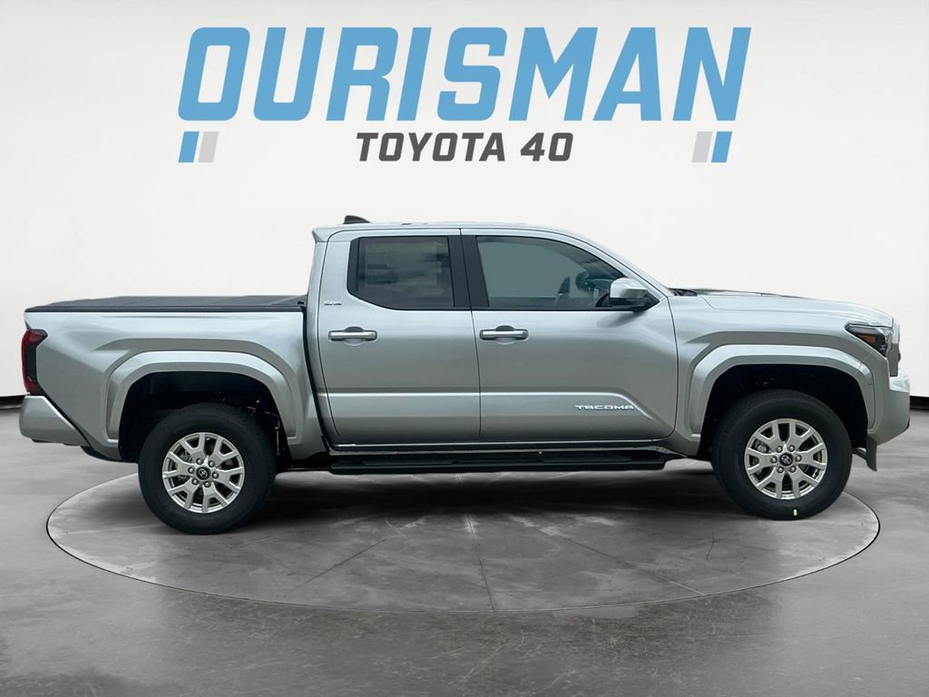 New 2026 Toyota Tacoma SR5 AWD/4WD image 8