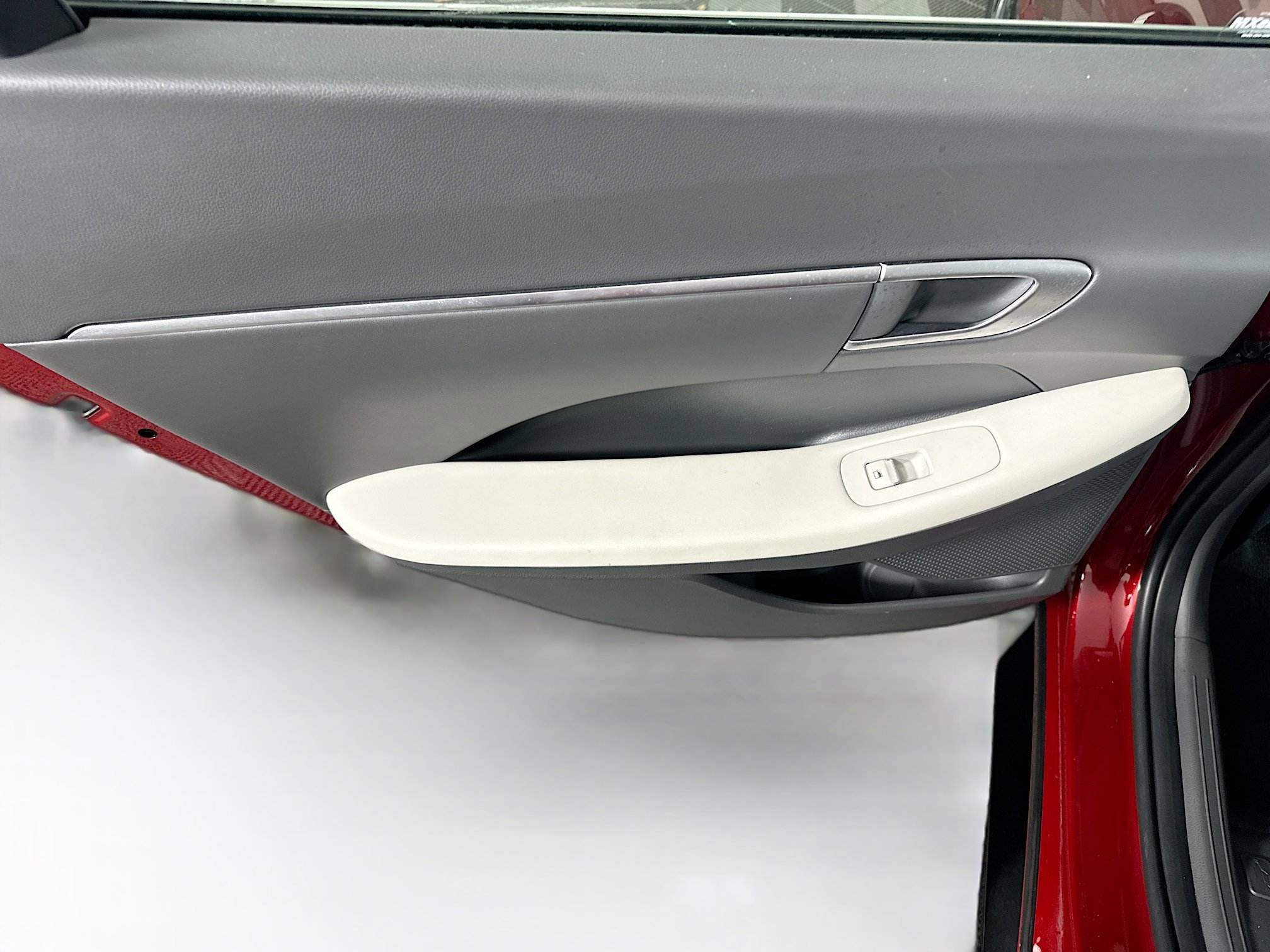 Used 2025 Hyundai Sonata SEL FWD image 26