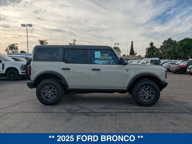 New 2025 Ford Bronco Badlands AWD/4WD image 6