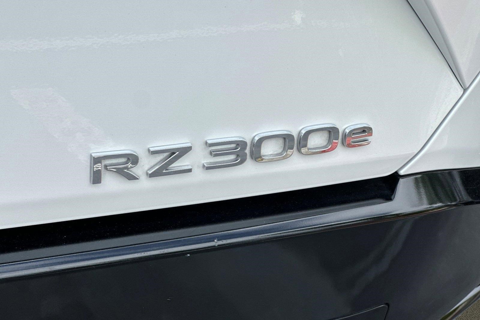 Used 2024 Lexus RZ 300e Premium FWD image 23