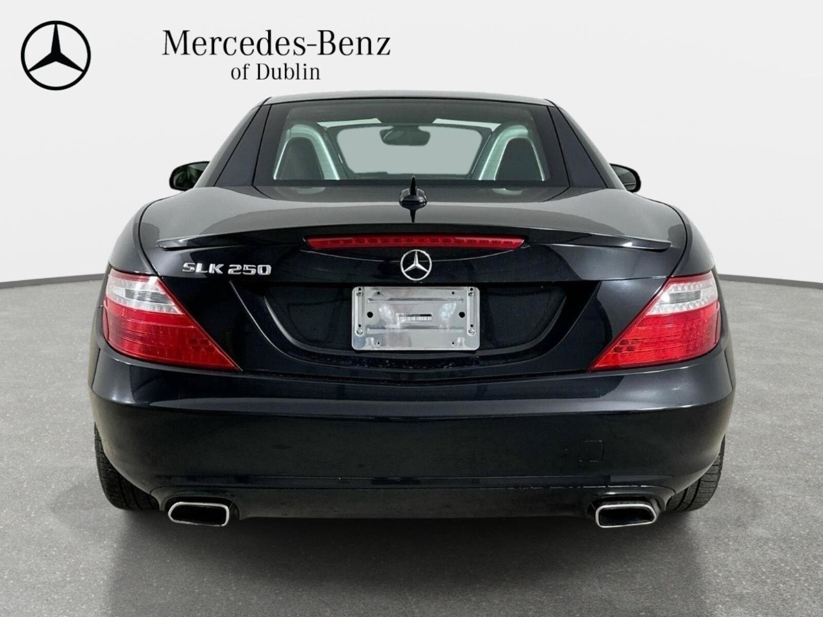 Certified 2015 Mercedes-Benz SLK 250 image 10