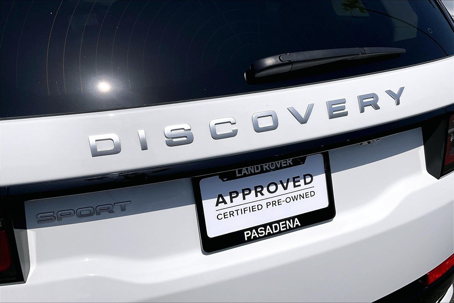 Certified 2025 Land Rover Discovery Sport S AWD/4WD image 31