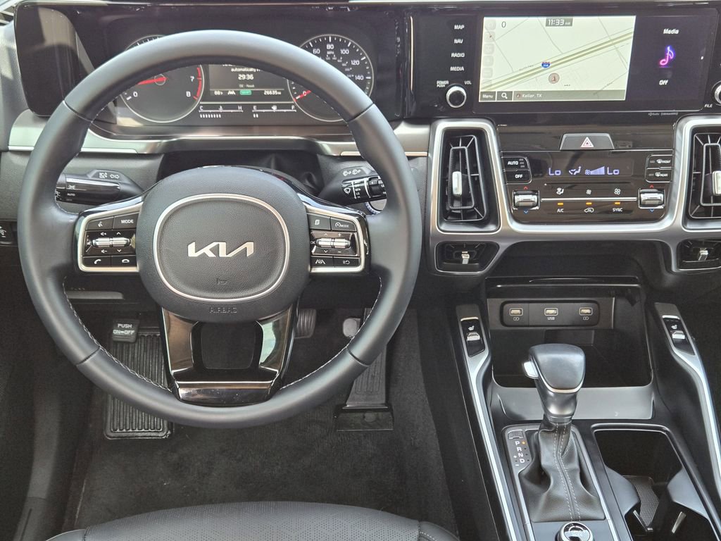 Certified 2022 Kia Sorento S w/ Panoramic Sunroof Package FWD image 10