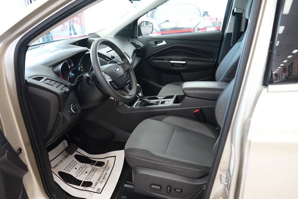 Used 2017 Ford Escape SE FWD image 24