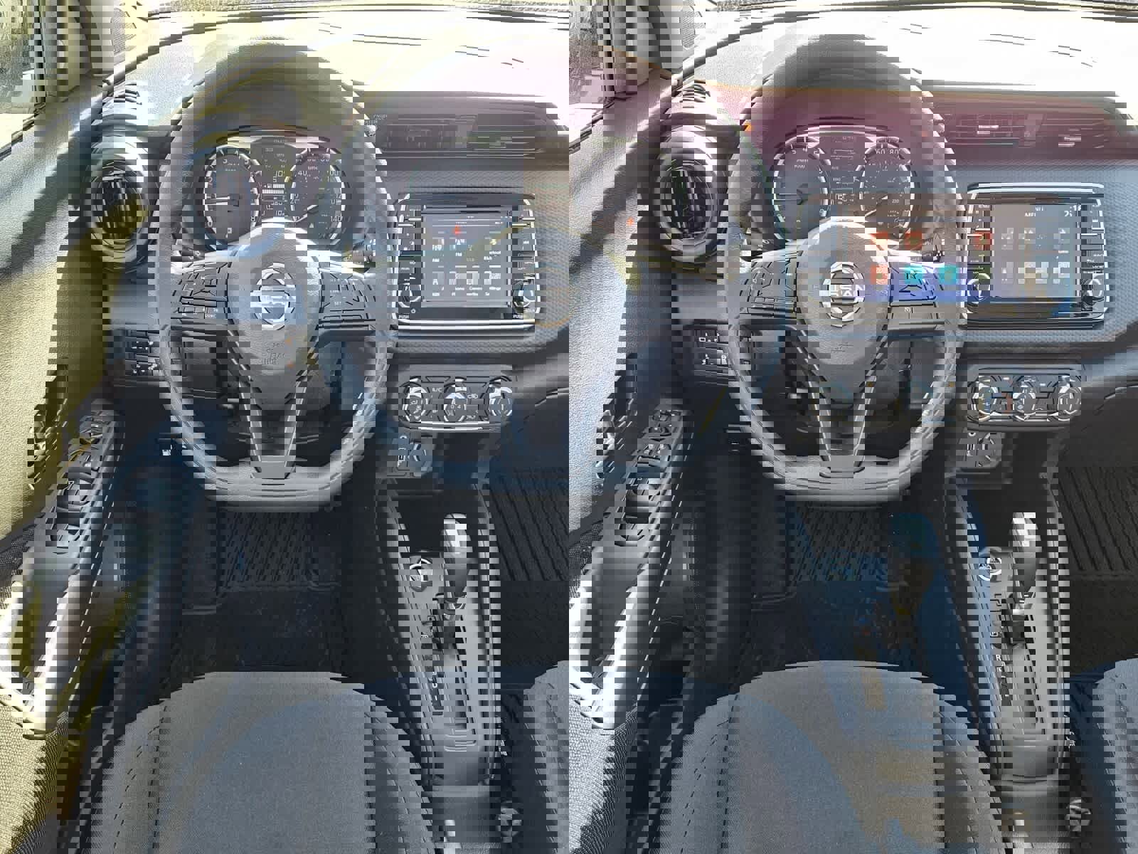 New 2025 Nissan Kicks Play S image 5