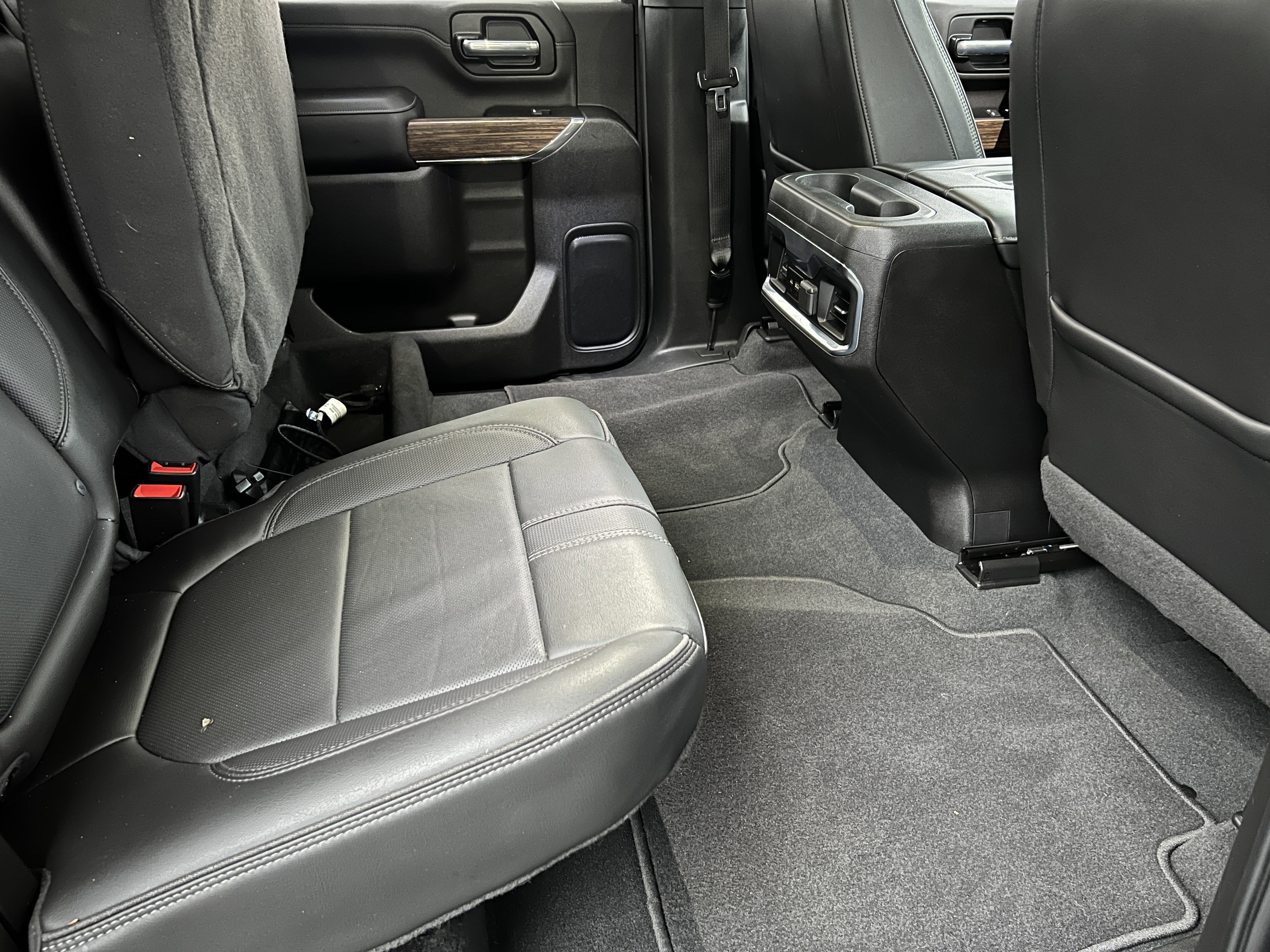 Used 2022 Chevrolet Silverado 3500 High Country w/ Safety Package II image 22