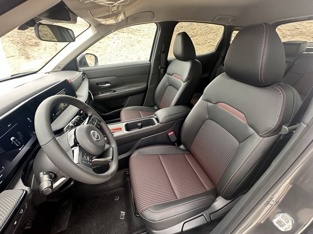 New 2026 Nissan Kicks SR image 23