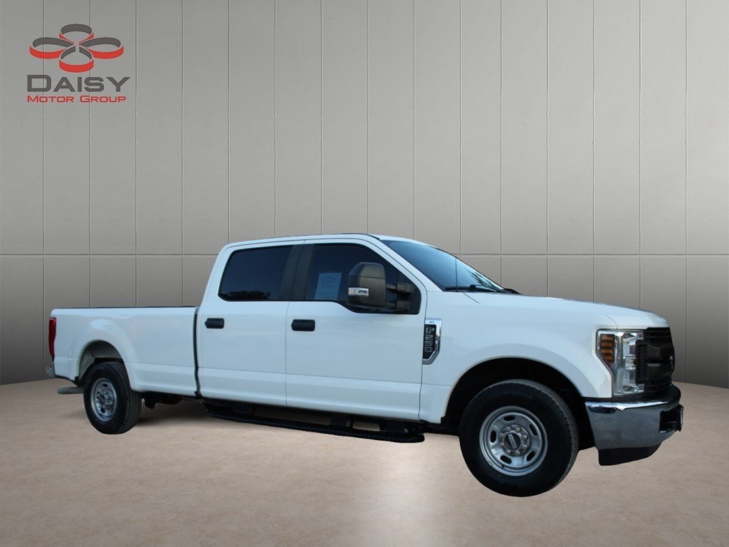 Used 2019 Ford F250 XL w/ Power Equipment Group image 3