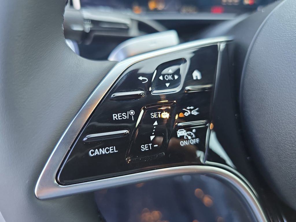 New 2026 Mercedes-Benz E 350 4MATIC Sedan image 17