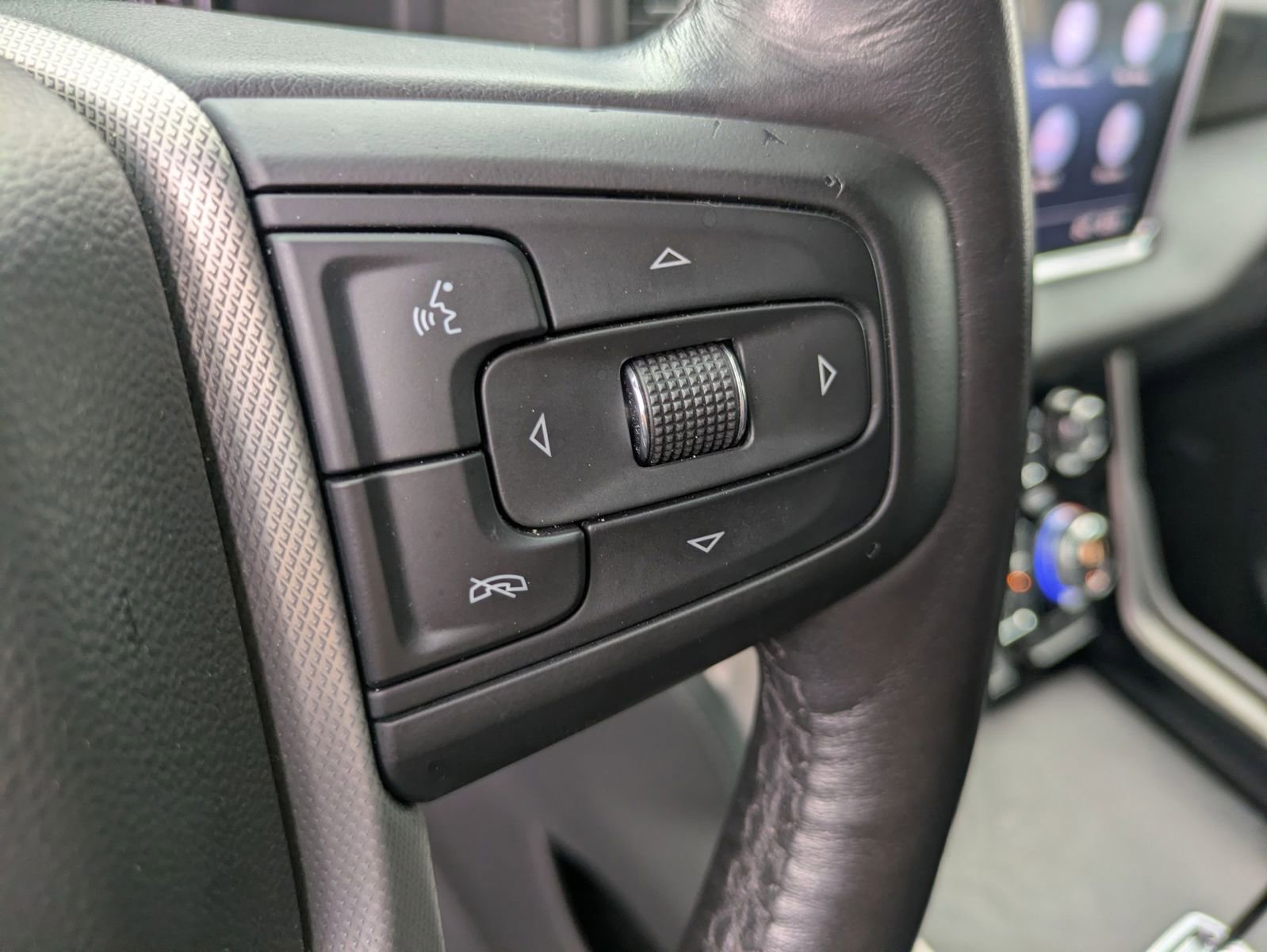 Used 2021 GMC Yukon Denali w/ Denali Ultimate Package image 17