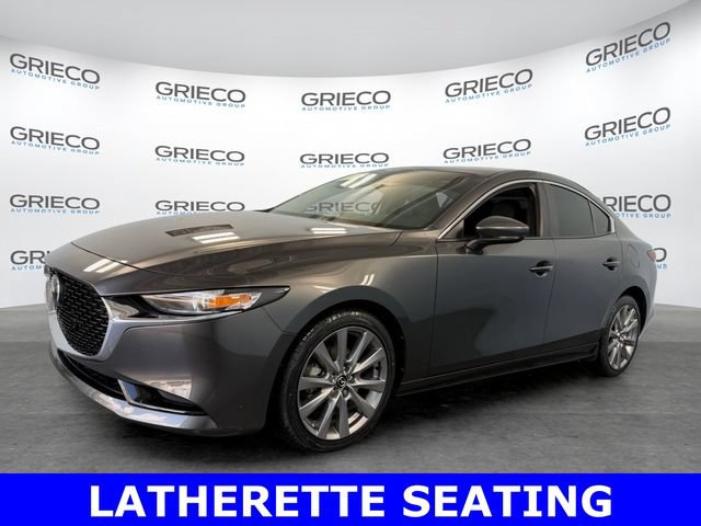 Used 2023 MAZDA MAZDA3 s FWD image 3