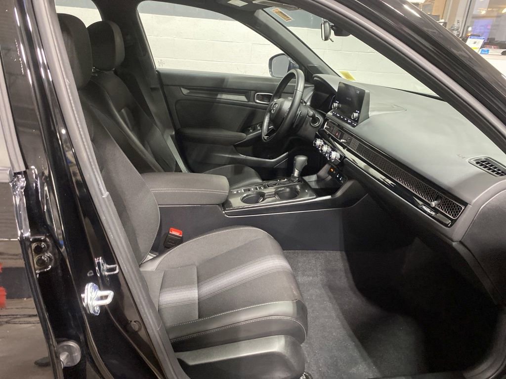 Certified 2025 Honda Civic Sport image 12
