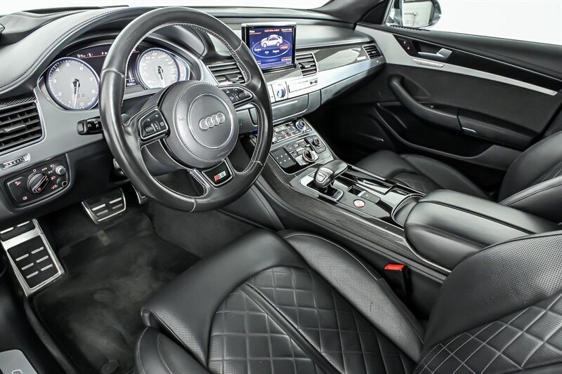 Used 2016 Audi S8 AWD/4WD image 16