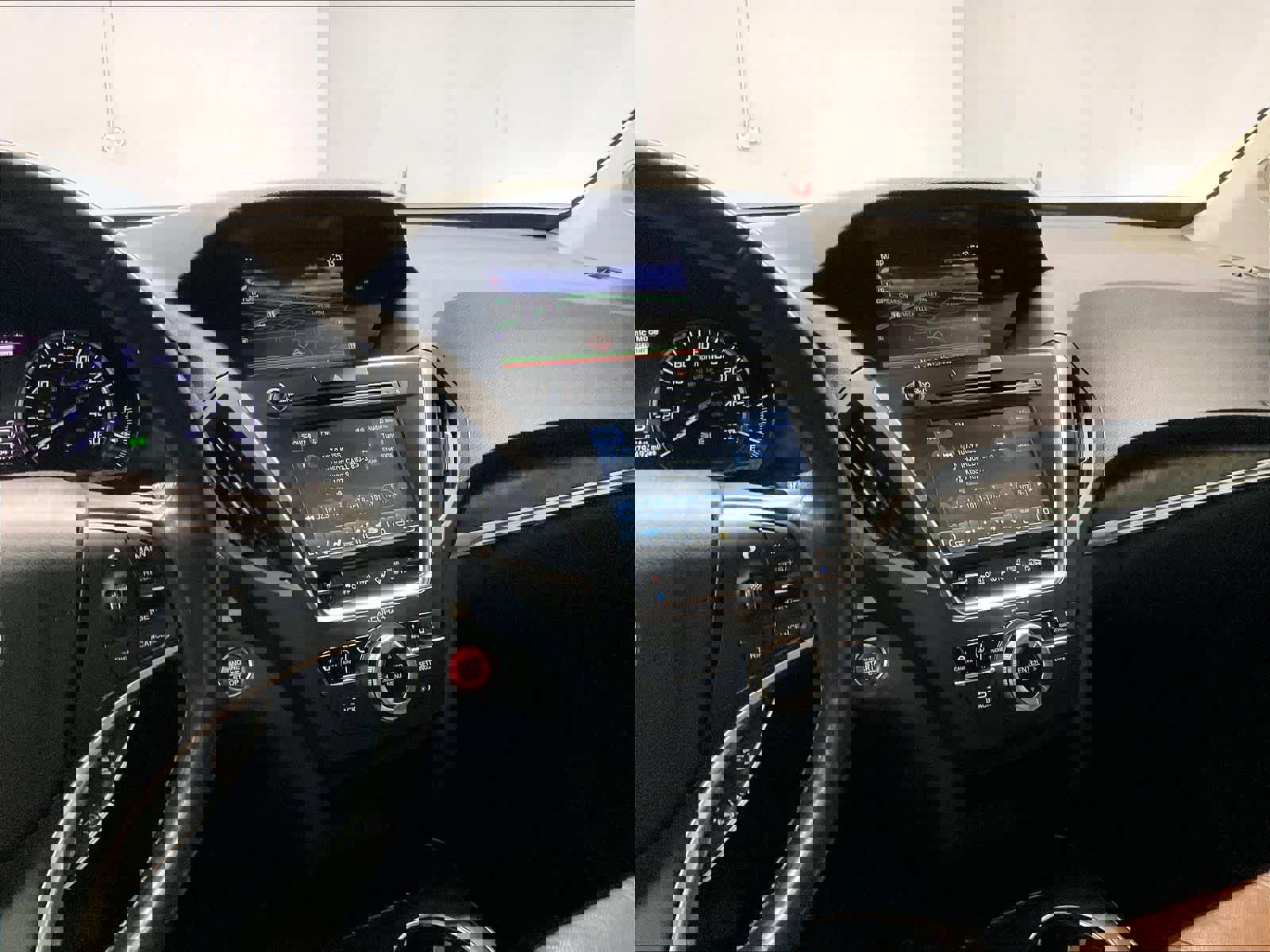 Used 2018 Acura MDX FWD w/ Advance Package image 8