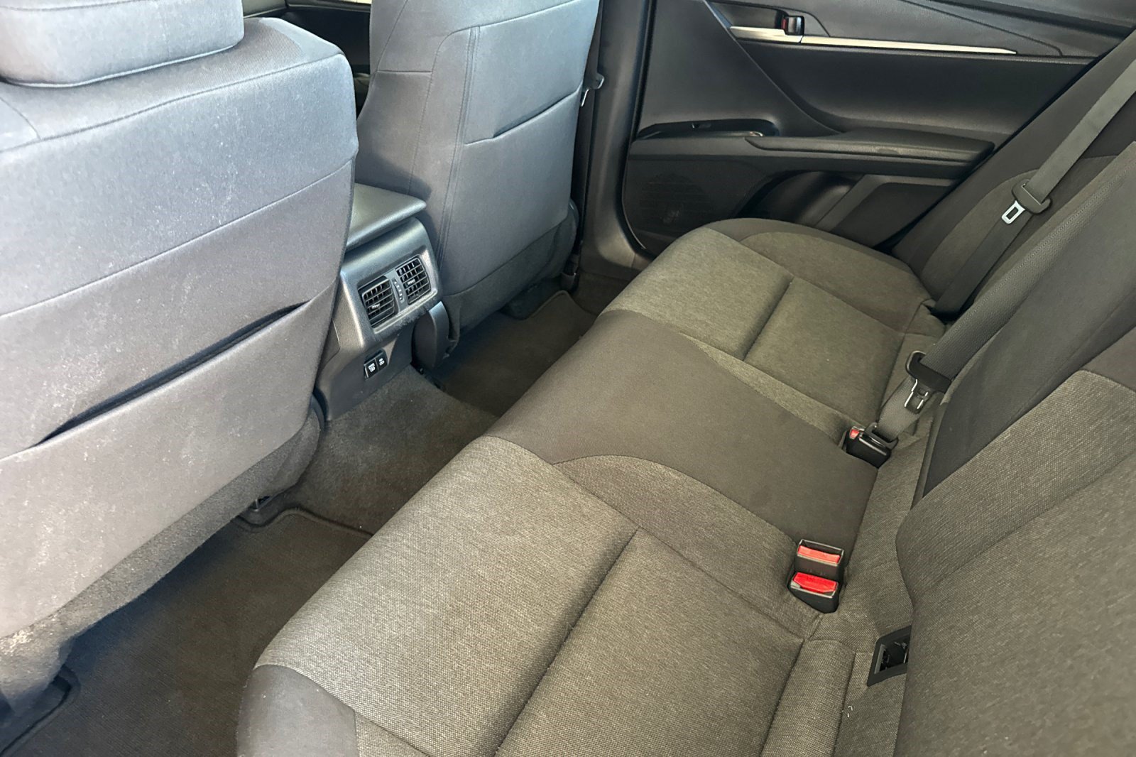 Used 2025 Toyota Camry LE w/ Convenience Package AWD/4WD image 26