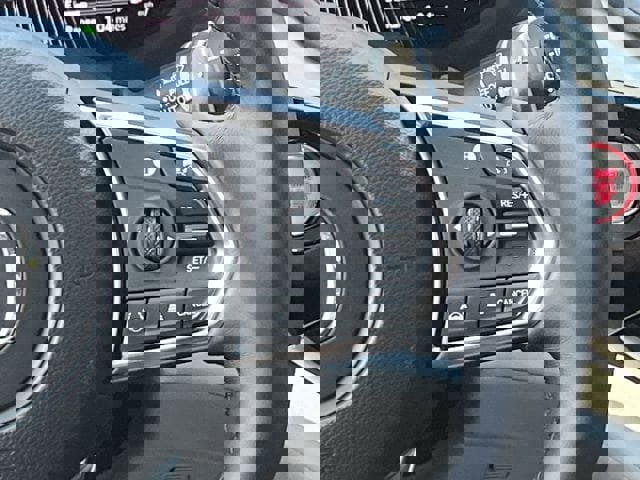 Certified 2026 Acura MDX w/ Technology Package FWD image 15