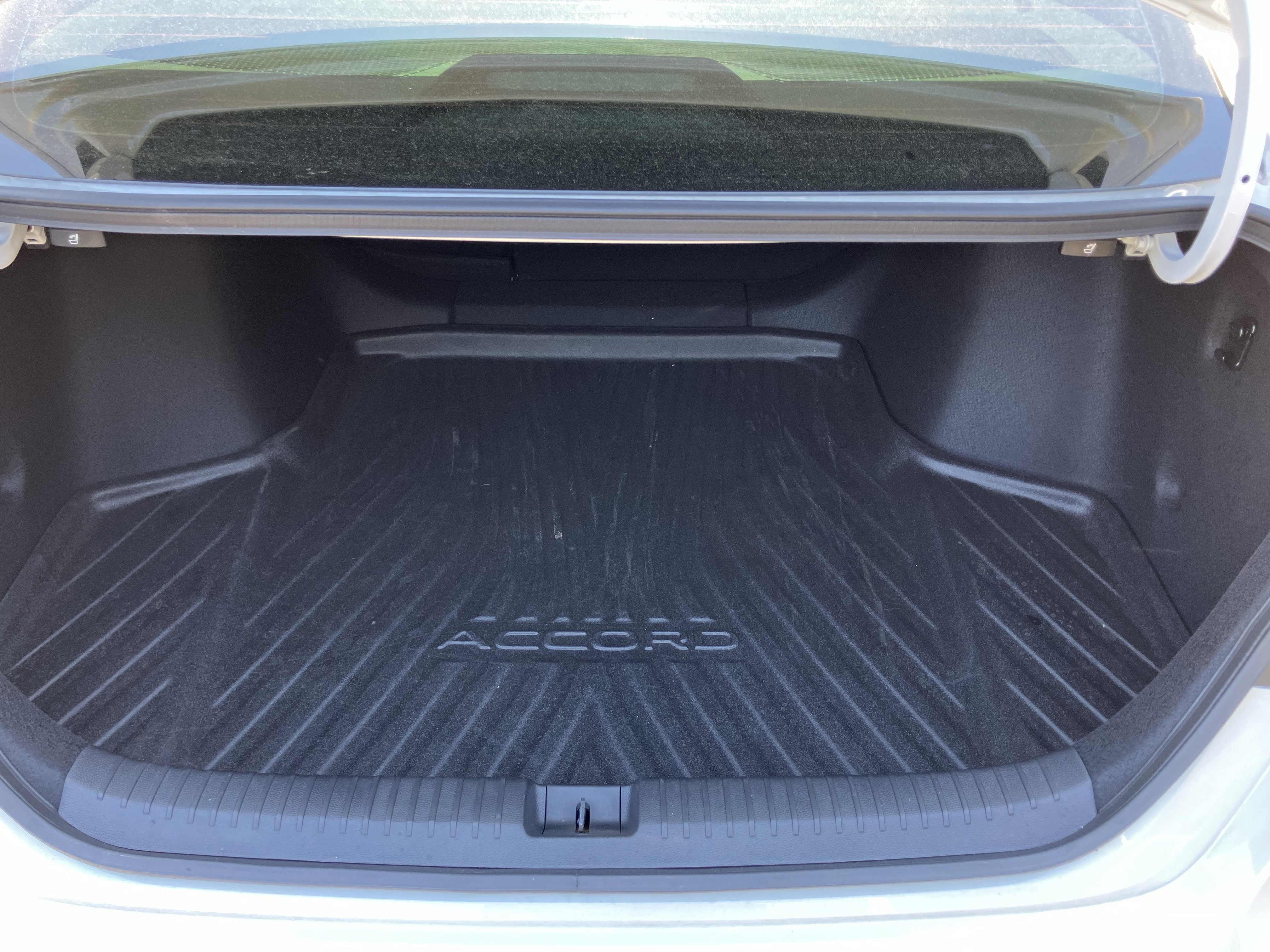 Used 2025 Honda Accord SE image 34