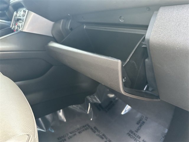 Used 2023 GMC Yukon SLT image 40