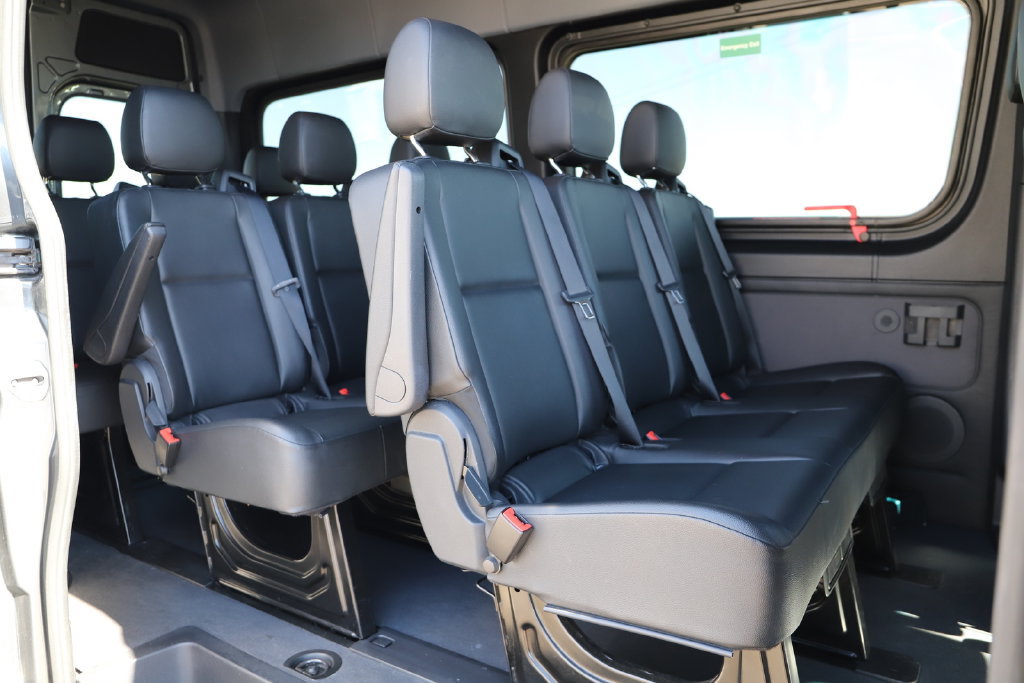 Used 2023 Mercedes-Benz Sprinter 2500 image 25