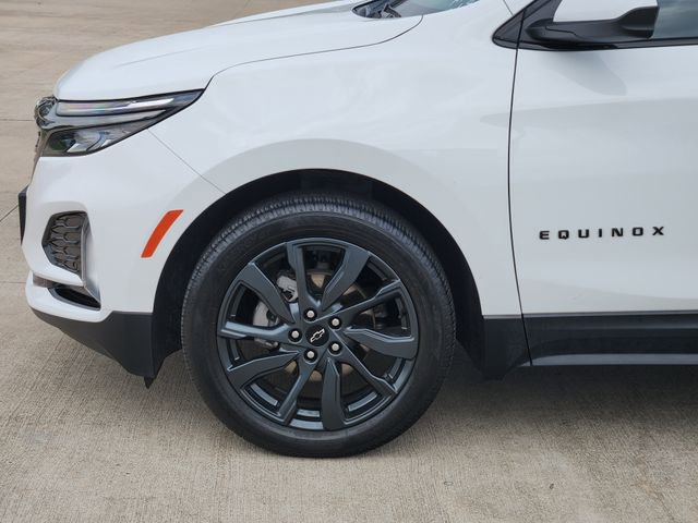 Used 2023 Chevrolet Equinox RS w/ LPO, Floor Liner Package image 8