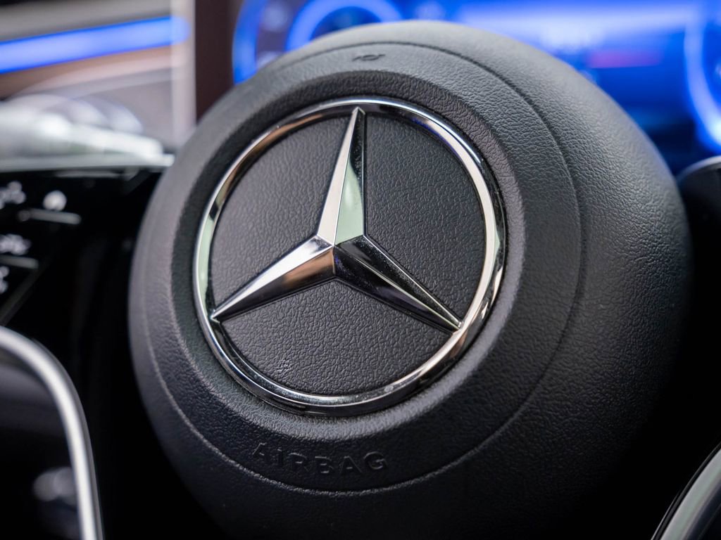 Used 2023 Mercedes-Benz EQS 450+ 4MATIC SUV image 25