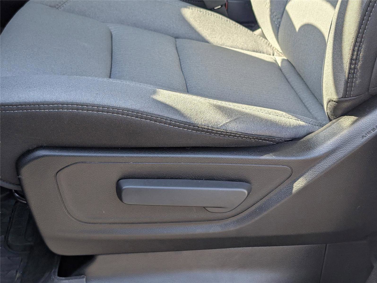 Used 2023 RAM 1500 Big Horn AWD/4WD image 12