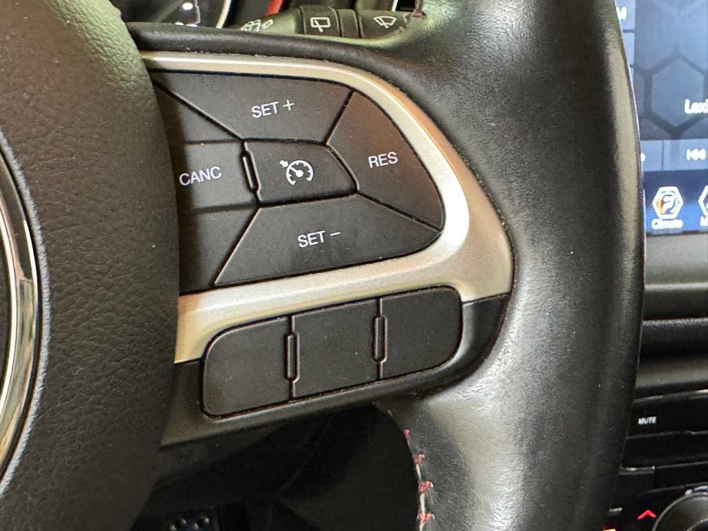 Used 2019 Jeep Compass Trailhawk AWD/4WD image 36