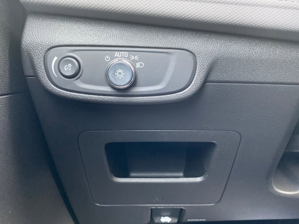 Used 2025 Chevrolet TrailBlazer LT image 29