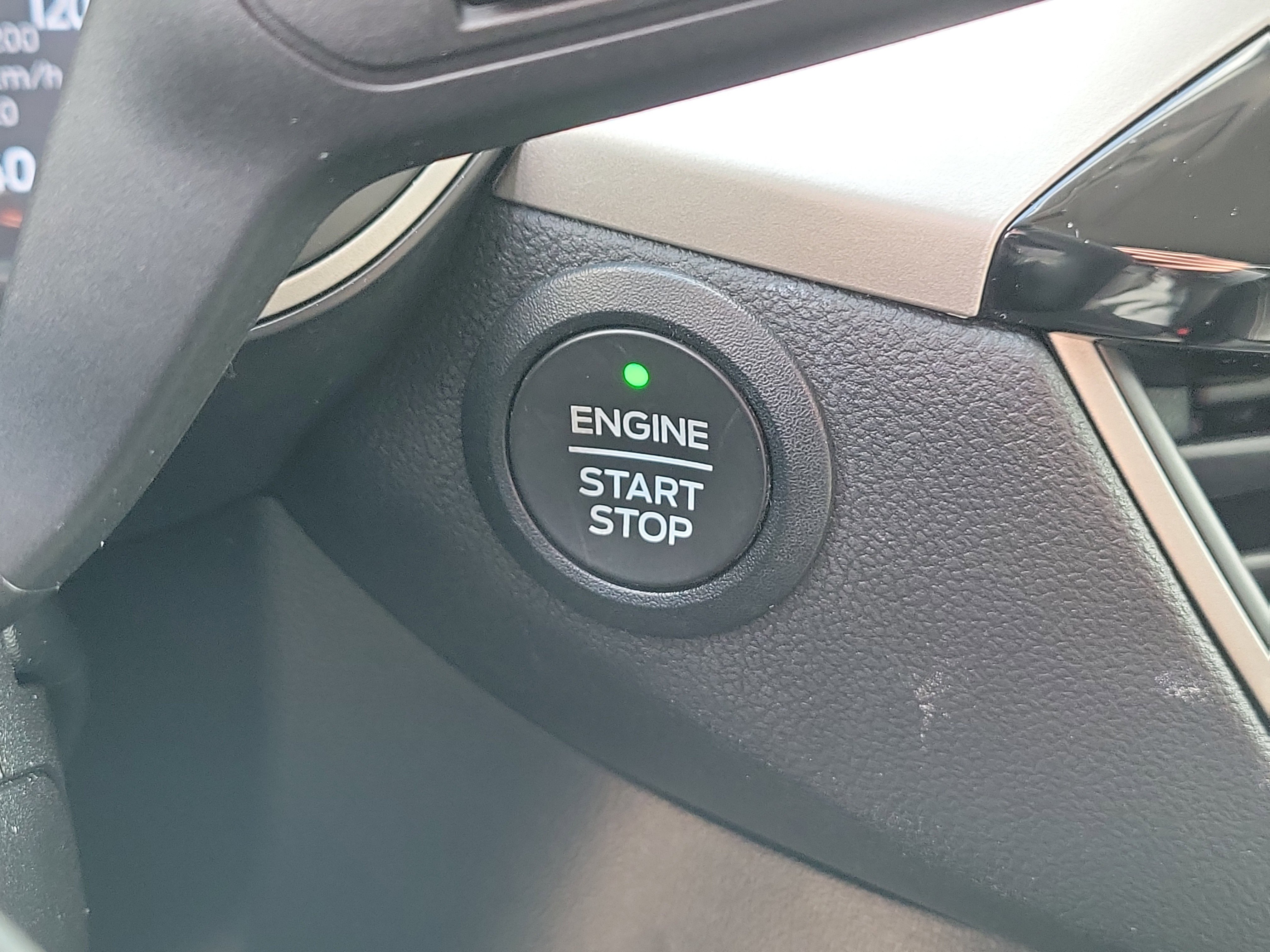 Used 2022 Ford Escape SE w/ Convenience Package AWD/4WD image 30