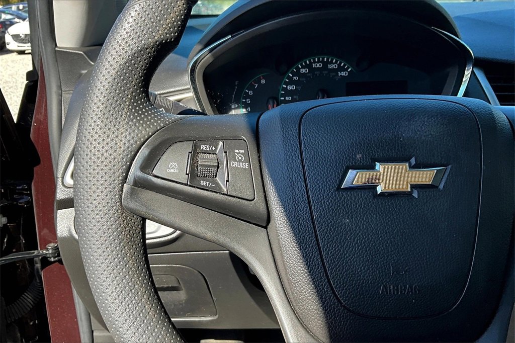 Used 2022 Chevrolet Trax LT image 15