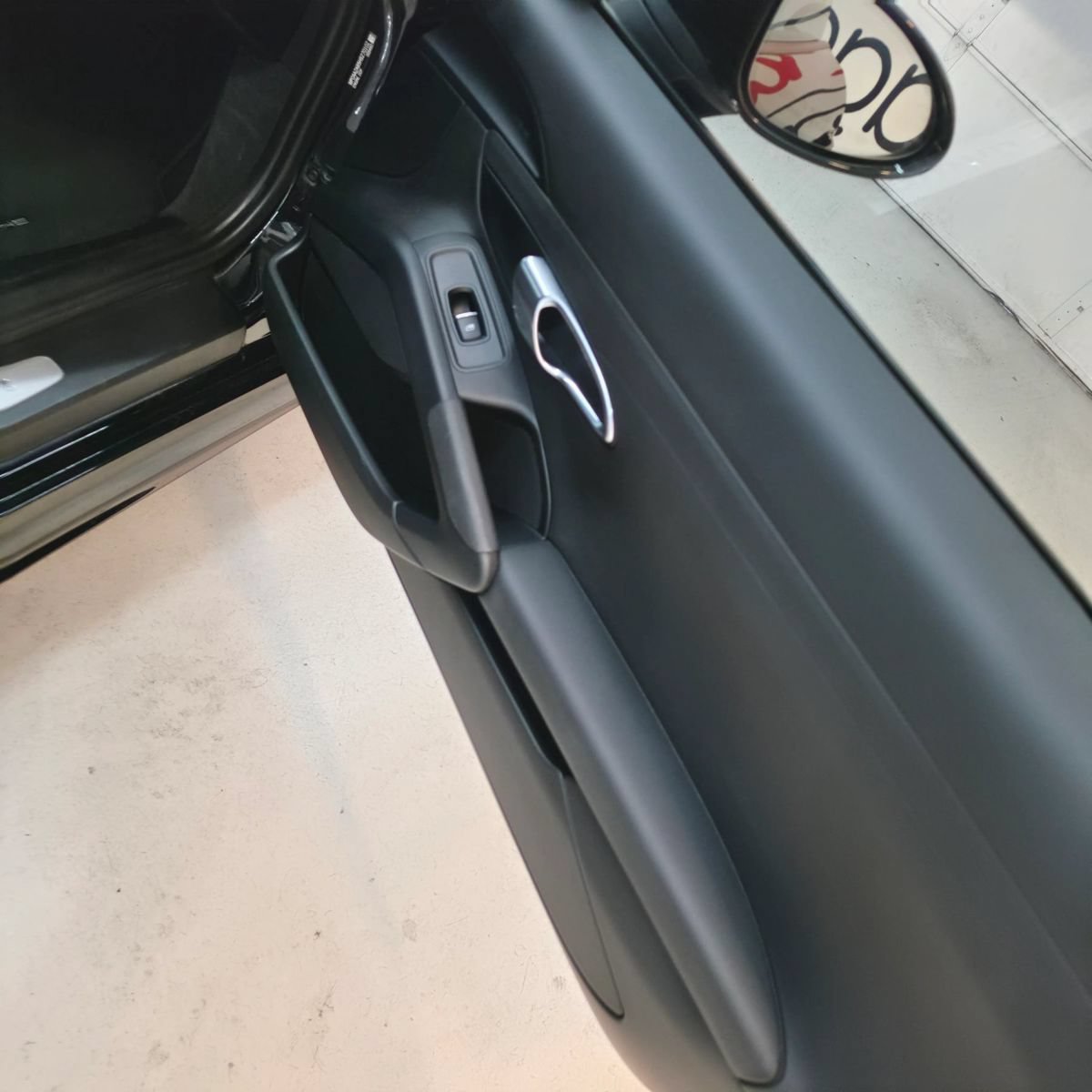 Used 2017 Porsche 718 Cayman RWD image 21
