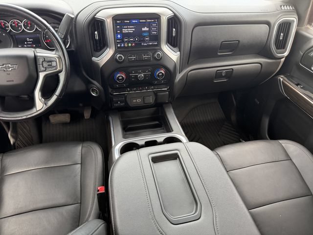 Used 2021 Chevrolet Silverado 1500 LT Trail Boss w/ Convenience Package II AWD/4WD image 16