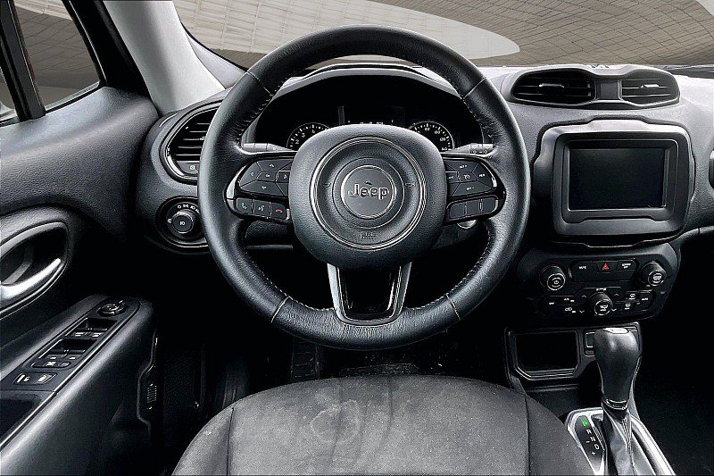Used 2019 Jeep Renegade Altitude w/ Quick Order Package 2XM FWD image 4