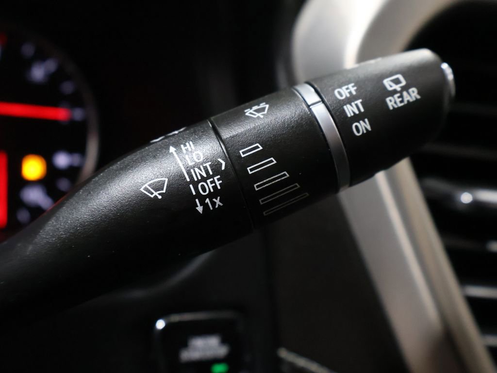 Used 2022 GMC Acadia Denali w/ GMC Pro Grade Package image 44