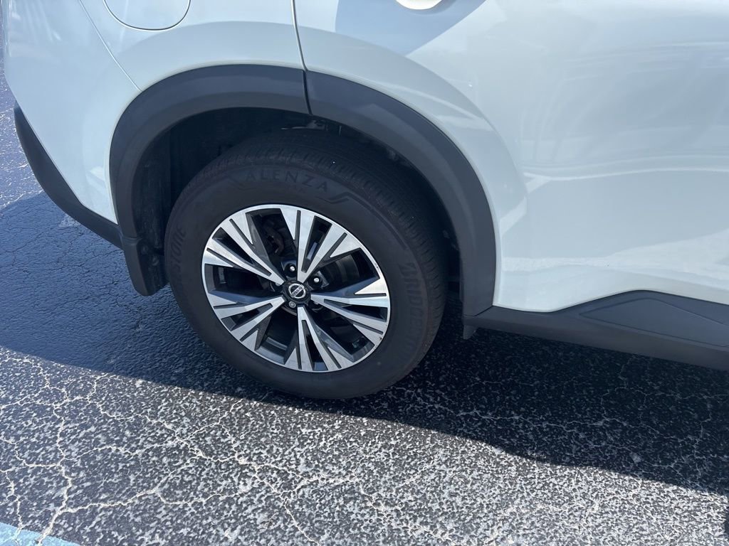 Used 2021 Nissan Rogue SV w/ Premium Package FWD image 10
