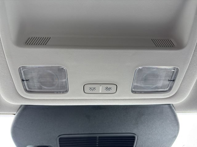 Used 2025 Ford Escape Active AWD/4WD image 31